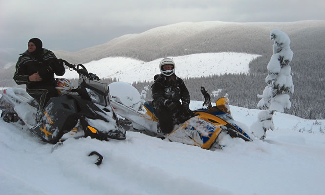 The Matkovich family loved their sledding experience in the Chetwynd area during the 2008 sledding season. photo courtesy Loretta Willis
